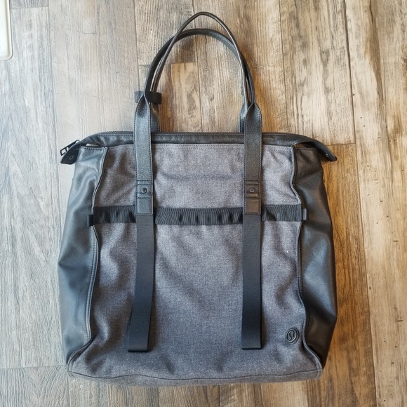 lululemon athletica Handbags - Lululemon Follow Your Bliss Bag